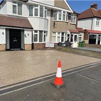 Black-Paving